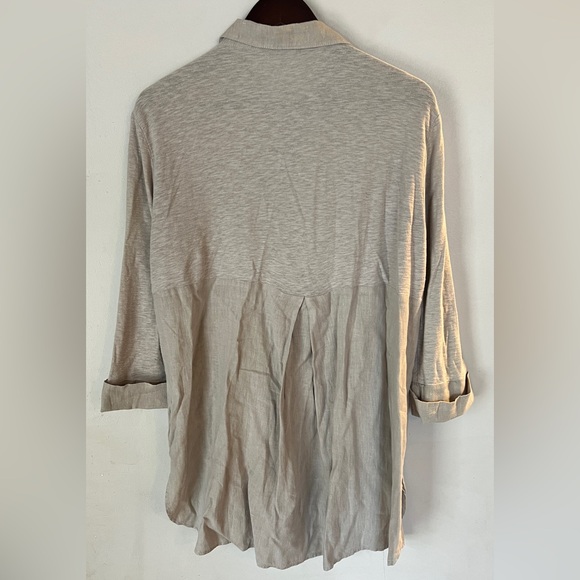 CUT LOOSE Women's Beige 100% Linen Tunic Length Button Down Shirt Size M - Picture 2 of 4